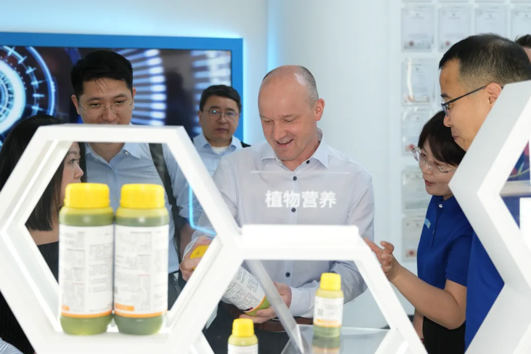 AHB & BASF Agricultural Solutions Crop Nutrition Research Institute celebrates its first anniversary, jointly writing a new chapter for the development of sustainable agriculture in China